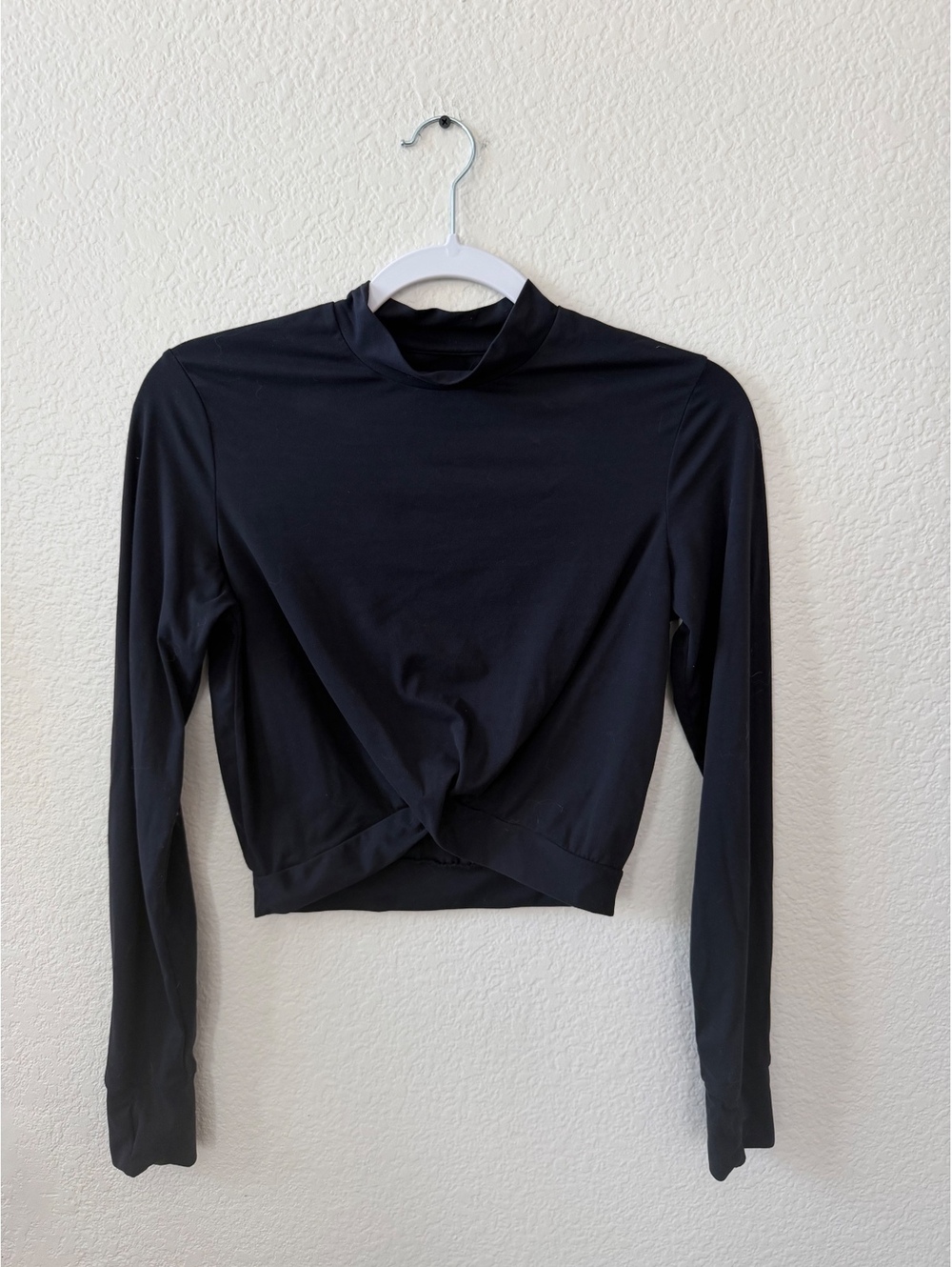 Buffbunny Collection Black Long Sleeve Crop Top Medium activewear